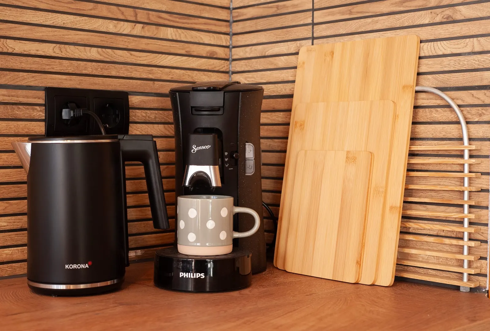 Küche, Apartment Hochzeiger 2560 in Wenns im Pitztal: Phillips Senseo Kaffee Maschine für CoffeePads