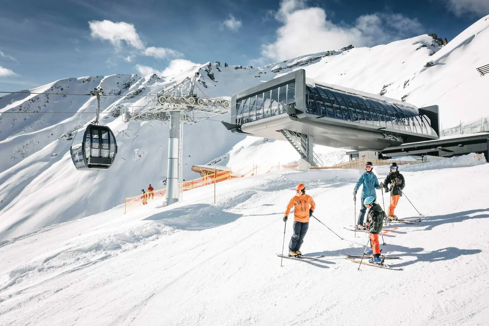 Skiing at the Imster Bergbahnen